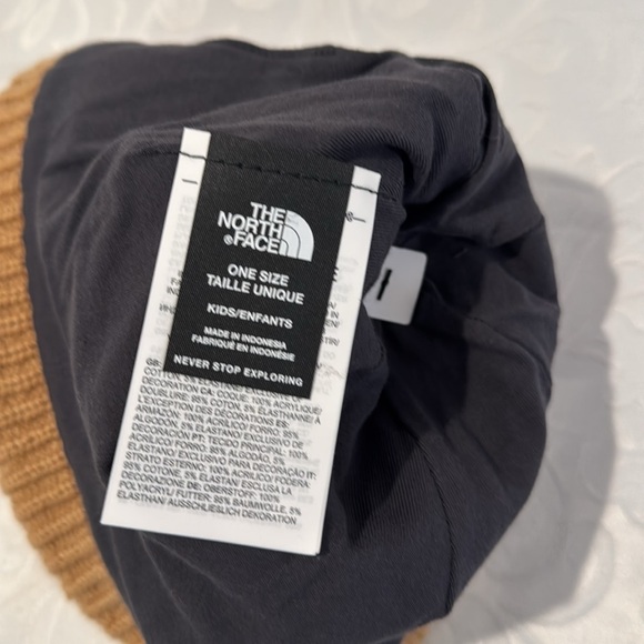 The North Face Kids Beanie. OS - Picture 3 of 7